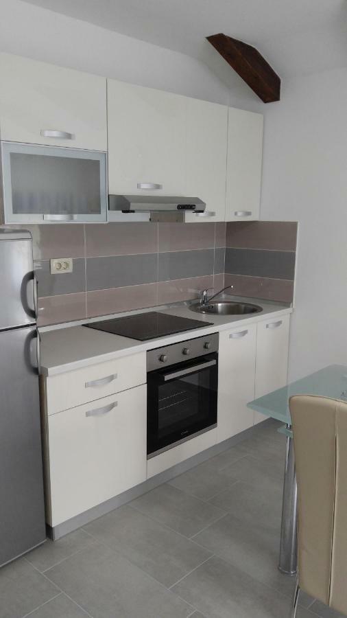 Jurdani Apartmani Roberta מראה חיצוני תמונה
