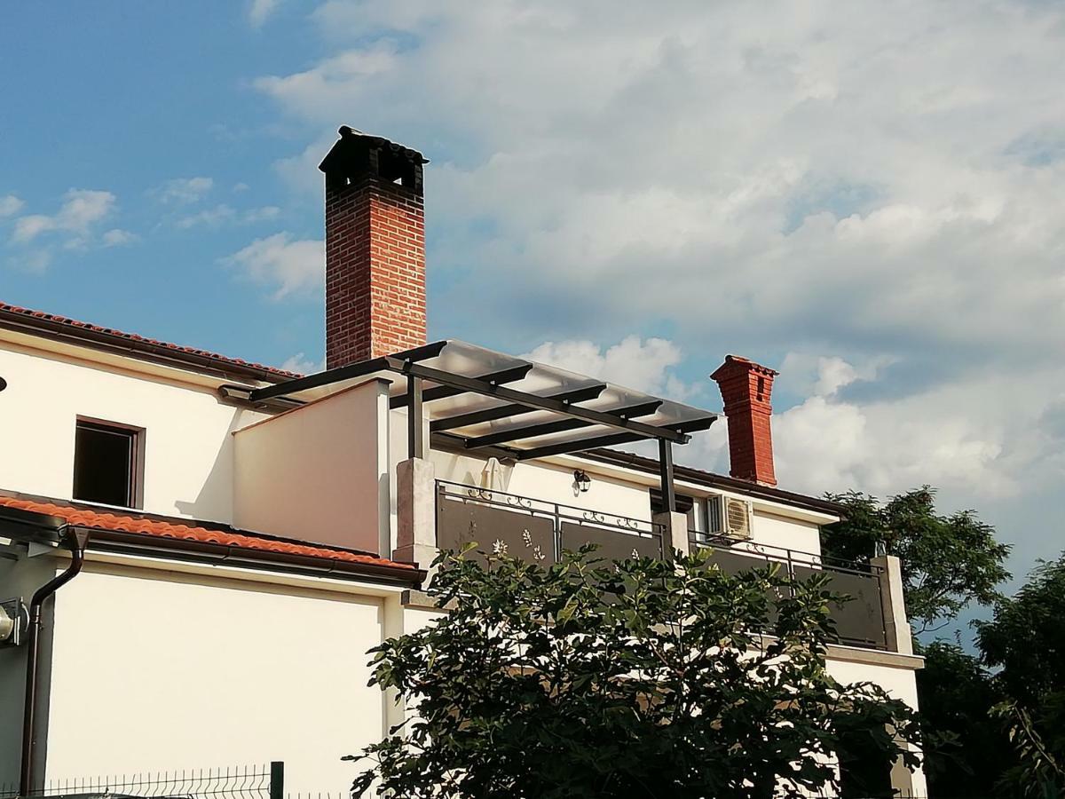Jurdani Apartmani Roberta מראה חיצוני תמונה