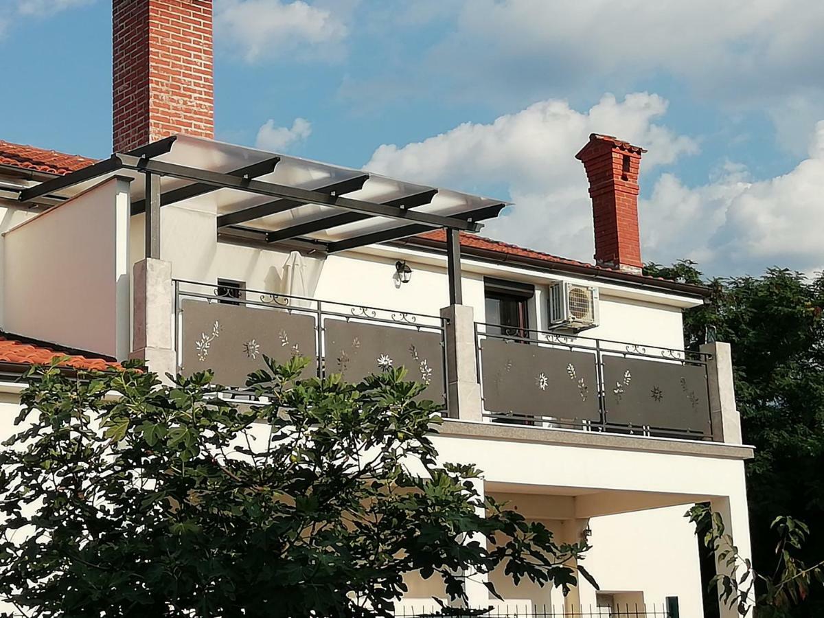 Jurdani Apartmani Roberta מראה חיצוני תמונה