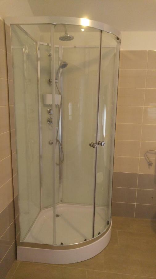 Jurdani Apartmani Roberta מראה חיצוני תמונה
